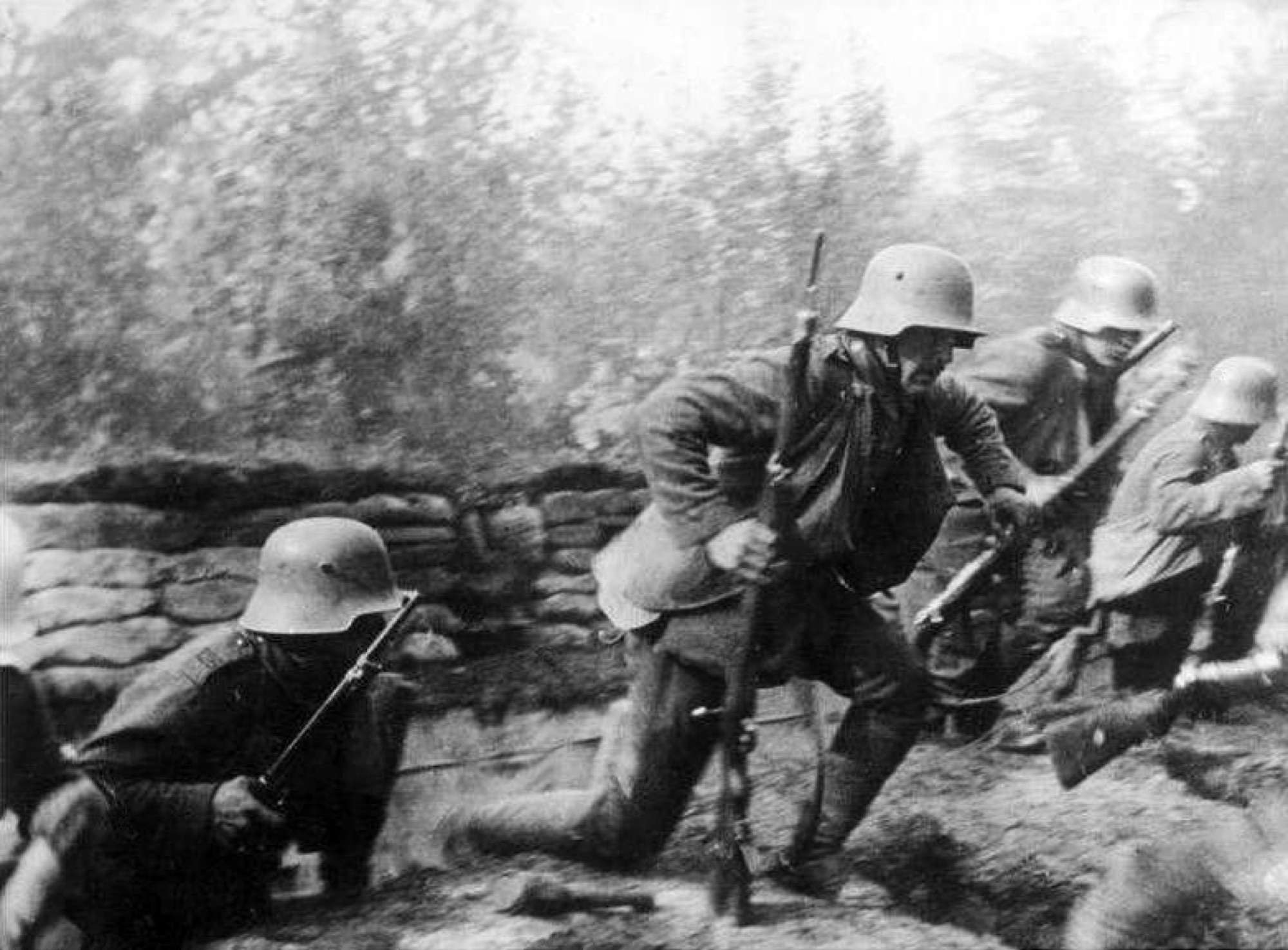 Stoßtrupp, Erster Weltkrieg (Bundesarchiv).